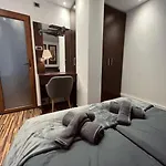 Apartment Nairo 3*