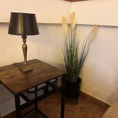 Nairo Apartment 3*