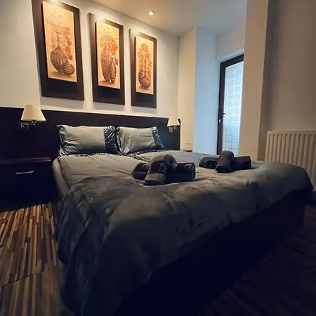 Nairo Apartment
